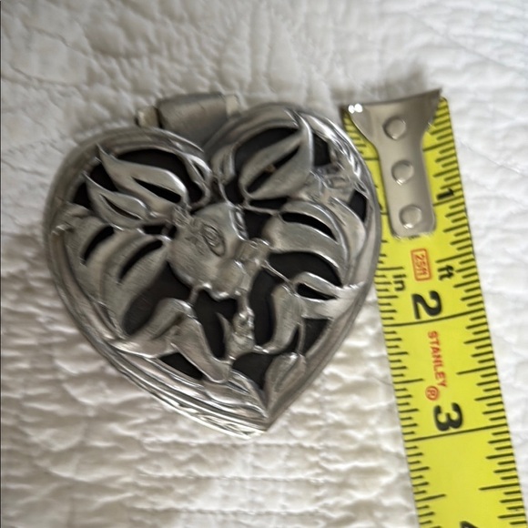 Heart-Shaped Silver Trinket Box - Picture 7 of 7